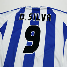 Load image into Gallery viewer, 2001/03 D. Silva #9 Malaga Vintage Umbro Home Football Shirt (L)7