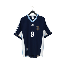 Load image into Gallery viewer, 1998/99 Batistuta #9 Argentina Vintage adidas Away Football Shirt (L) WC 19981