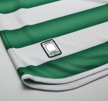Load image into Gallery viewer, 2003/04 LARSSON #7 Celtic Vintage Umbro European Home Football Shirt (XL)