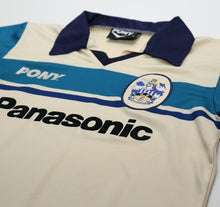 Load image into Gallery viewer, 1997/98 HUDDERSFIELD TOWN Vintage PONY Away Football Shirt (S)4