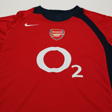 Load image into Gallery viewer, 2004/05 Arsenal Vintage Nike Total 90 Football Training Shirt Top (M)