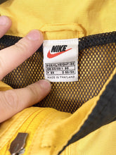 Load image into Gallery viewer, 1997/98 BORUSSIA DORTMUND Vintage Nike Football Jacket (XL)