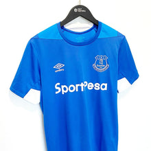 Load image into Gallery viewer, 2018/19 EVERTON Vintage Umbro Warm Up Football Training Shirt (S)