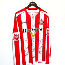Load image into Gallery viewer, 2006/07 YORKE #34 Sunderland Vintage Lonsdale Football Shirt (XL) Signed Issued