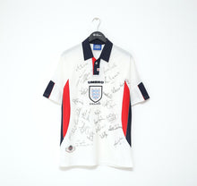 Load image into Gallery viewer, 1997/99 ENGLAND U21'S Vintage Umbro Home SIGNED Football Shirt (L) BNWOT