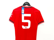 Load image into Gallery viewer, 1985 McGRATH #5 Manchester United adidas Originals FA Cup Football Shirt S BNWT