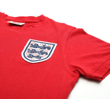 Load image into Gallery viewer, 1970 Bobby MOORE #6 England Vintage Umbro Away Football Shirt (M) West Ham Utd