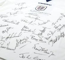 Load image into Gallery viewer, 1995 ENGLAND Vintage Umbro Home MATCH WORN/ISSUED/SIGNED Football Shirt (XL)