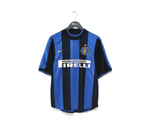 Load image into Gallery viewer, 2000/01 VIERI #32 Inter Milan Vintage Nike Home Football Shirt Jersey (S/M)