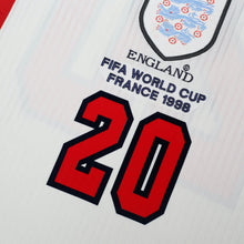 Load image into Gallery viewer, 1997/99 Owen #20 England Vintage Umbro Home Football Shirt (M/L) WC 19986
