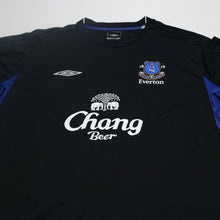 Load image into Gallery viewer, 2004/05 Cahill #17 Everton Vintage Umbro Third L/S Football Shirt (XXL)
