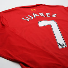 Load image into Gallery viewer, 2012/13 Suarez #7 Liverpool Vintage Warrior L/S Home Football Shirt (L)14
