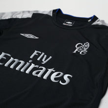 Load image into Gallery viewer, 2004/05 Drogba #15 Chelsea Vintage Umbro UCL Away Football Shirt (S)4
