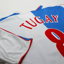 Load image into Gallery viewer, 2004/05 Tugay #8 Blackburn Rovers Vintage Lonsdale Home Football Shirt (L)13
