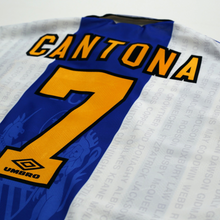 Load image into Gallery viewer, 1994/96 Cantona #7 Manchester United Vintage Umbro Third Football Shirt (L)11
