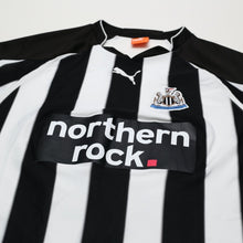 Load image into Gallery viewer, 2010/11 Ben Arfa #37 Newcastle United Vintage PUMA Home Football Shirt (XL)3
