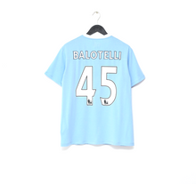 Load image into Gallery viewer, 2010/11 BALOTELLI #45 Manchester City Vintage Umbro Football Shirt (L)
