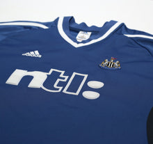 Load image into Gallery viewer, 2001/02 SOLANO #4 Newcastle United Vintage adidas Away Football Shirt (XL)

