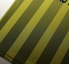 Load image into Gallery viewer, 1998/00 CHELSEA Vintage Umbro Football Training Shirt (L)
