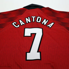 Load image into Gallery viewer, 1996/98 Cantona #7 Manchester United Vintage Umbro Home Football Shirt (XL)10
