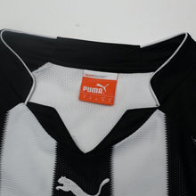 Load image into Gallery viewer, 2010/11 Ben Arfa #37 Newcastle United Vintage PUMA LS Home Football Shirt (M)15
