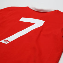 Load image into Gallery viewer, 1980/82 Robson #7 Manchester United adidas Originals Home Football Shirt (M/L)9
