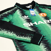 Load image into Gallery viewer, 1990/92 Schmeichel #1 Manchester United adidas Originals Football Shirt (M) BNWT5
