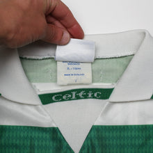 Load image into Gallery viewer, 1997/99 Larsson #7 Celtic Vintage Umbro Home Football Shirt (XL)15
