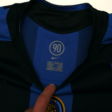 Load image into Gallery viewer, 2005/06 Adriano #10 Inter Milan Vintage Nike Home Football Shirt (L)13
