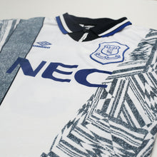 Load image into Gallery viewer, 1994/95 Ferguson #9 Everton Vintage Umbro Away Football Shirt (L)
