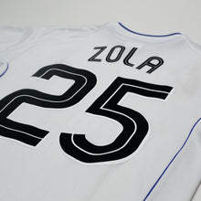 Load image into Gallery viewer, 2001/03 Zola #25 Chelsea Vintage Umbro Away Football Shirt (M)11

