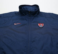Load image into Gallery viewer, 2002/03 USA Vintage Nike Football Training Jacket (M) USMT3
