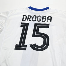 Load image into Gallery viewer, 2003/05 Drogba #15 Chelsea Vintage Umbro UCL Away Football Shirt (L)8
