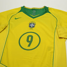 Load image into Gallery viewer, 2004/06 Ronaldo #9 Brazil Vintage Nike Home Football Shirt (L) Total 902
