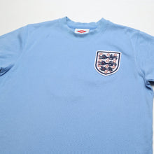 Load image into Gallery viewer, 1970 Bobby Moore #6 England Retro Umbro Third Football Shirt (M/L)2
