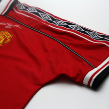 Load image into Gallery viewer, 1998/99 Manchester United Vintage Umbro FA CUP Final 99 Home Shirt (XL) BNWOT5
