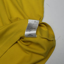 Load image into Gallery viewer, 1965/70 Gordon Banks #1 England Umbro Goalkeeper Shirt (M/L) 'Retro 1966'
