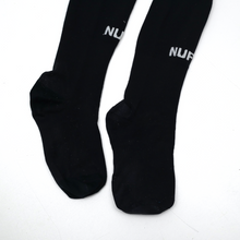 Load image into Gallery viewer, 1999/01 Newcastle United Vintage adidas Home Kit Football Socks (Adults)3
