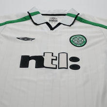 Load image into Gallery viewer, 2001/02 Larsson #7 Celtic Vintage Umbro Away Football Shirt (M)3
