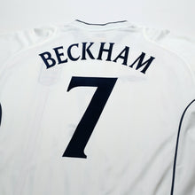 Load image into Gallery viewer, 2001/03 Beckham #7 England Vintage Umbro Home Greece Football Shirt (XL)10
