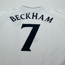 Load image into Gallery viewer, 2001/03 Beckham #7 England Vintage Umbro Home Greece Football Shirt (XL)12
