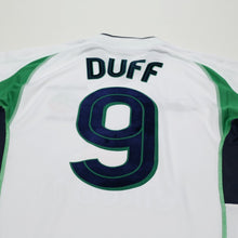 Load image into Gallery viewer, 2002/03 Duff #9 Ireland Vintage Umbro Home Football Shirt (S)9
