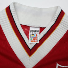 Load image into Gallery viewer, 1995/96 Fowler #23 Liverpool Vintage adidas Home Football Shirt (XL)14

