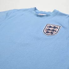 Load image into Gallery viewer, 1970 Bobby Moore #6 England Retro Umbro Third Football Shirt (M/L)4
