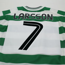 Load image into Gallery viewer, 2001 Larsson #7 Celtic Vintage Umbro Home Football Shirt (S)9

