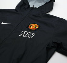 Load image into Gallery viewer, 2009/10 MANCHESTER UNITED Vintage Nike Hooded Football Rain Jacket (M)4
