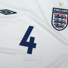 Load image into Gallery viewer, 2005/07 Gerrard #4 England Vintage Umbro Home Football Shirt (M) WC 20067
