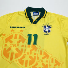 Load image into Gallery viewer, 1994/97 Romario #11 Brazil Vintage Umbro Home Football Shirt (M)2
