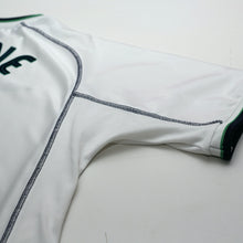 Load image into Gallery viewer, 2001/02 Keane #6 Ireland Vintage Umbro Away Football Shirt (XL)11
