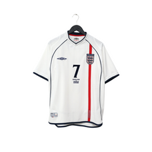 Load image into Gallery viewer, 2001/03 Beckham #7 England Vintage Umbro Home Greece Football Shirt (M)0
